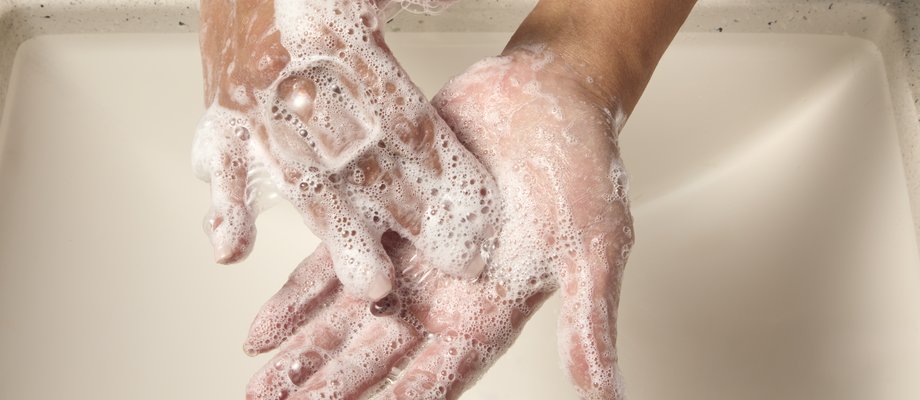 How to Cleanse with a Bar Soap: Yes There's a Right Way